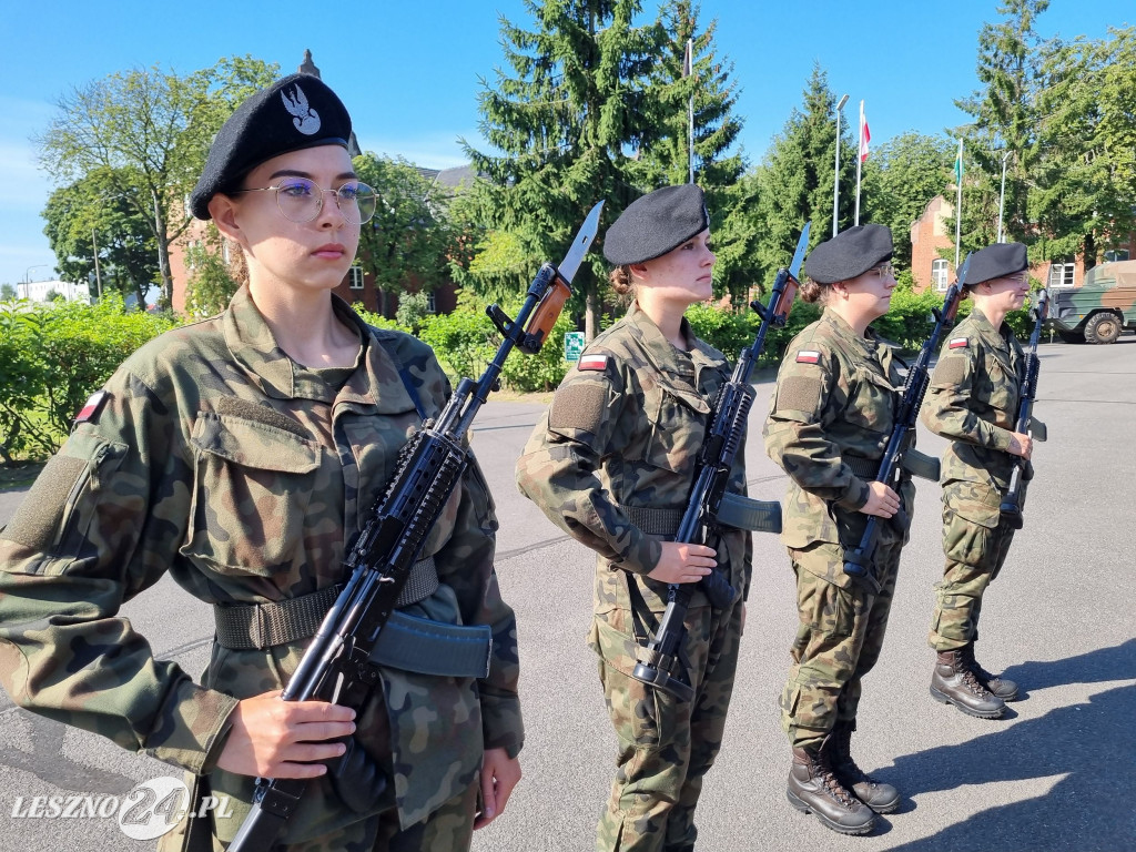 Przysięga wojskowa w Lesznie