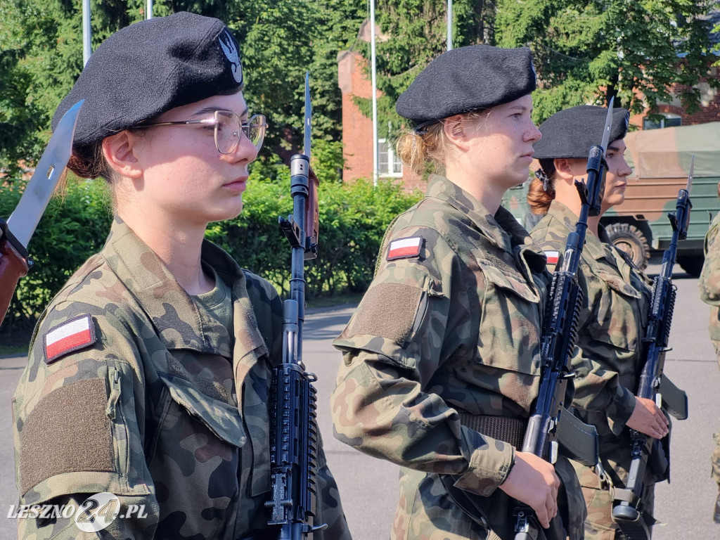 Przysięga wojskowa w Lesznie