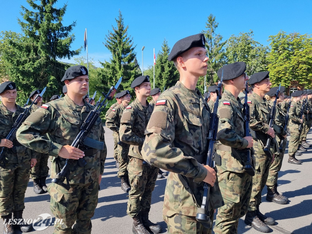 Przysięga wojskowa w Lesznie