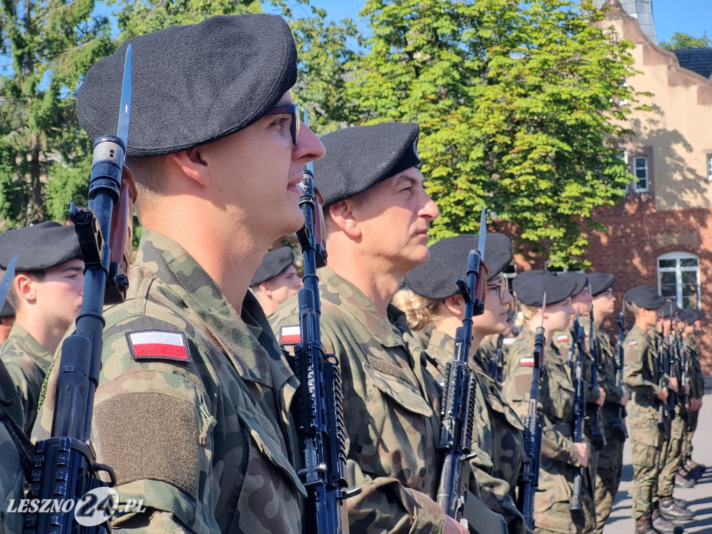 Przysięga wojskowa w Lesznie