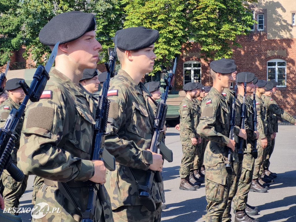 Przysięga wojskowa w Lesznie