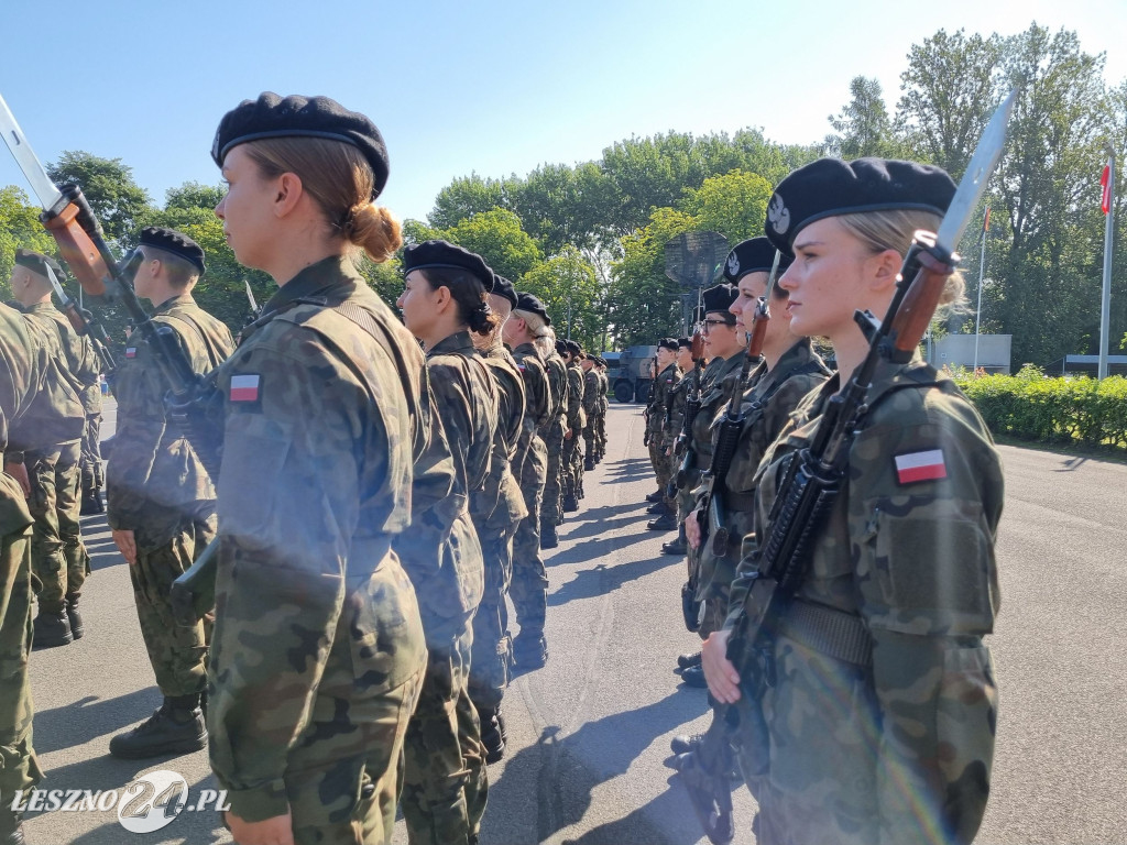Przysięga wojskowa w Lesznie