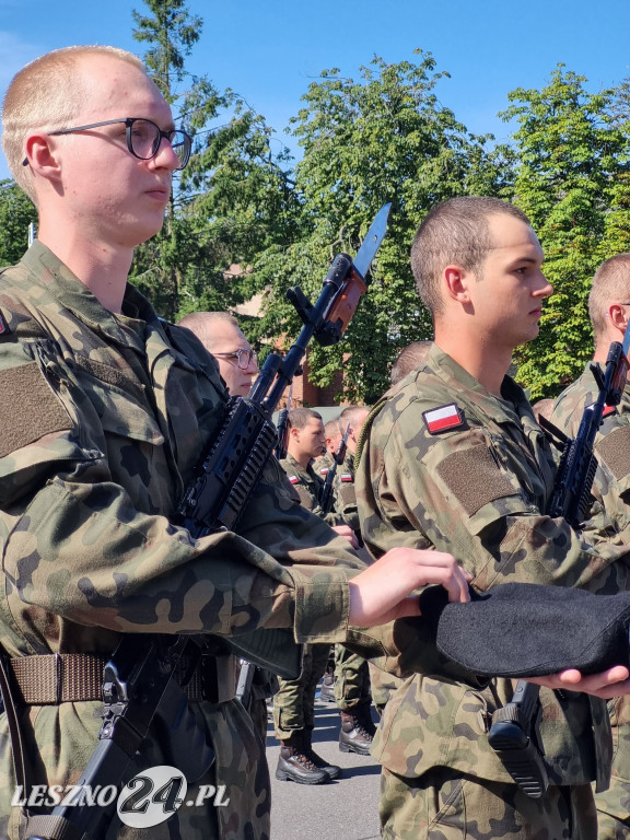 Przysięga wojskowa w Lesznie