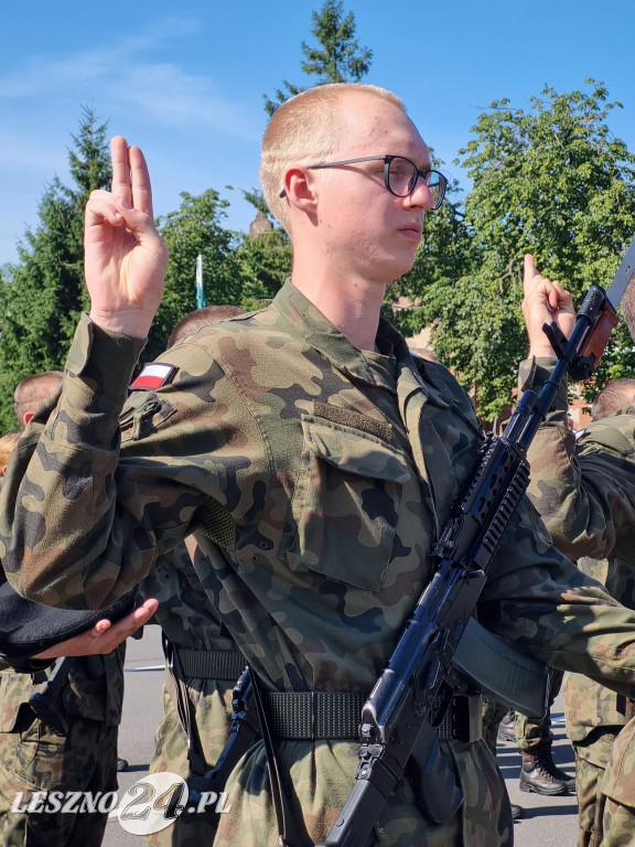 Przysięga wojskowa w Lesznie