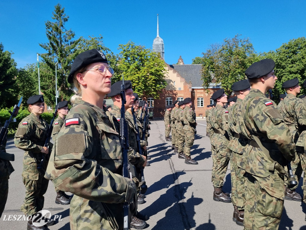 Przysięga wojskowa w Lesznie