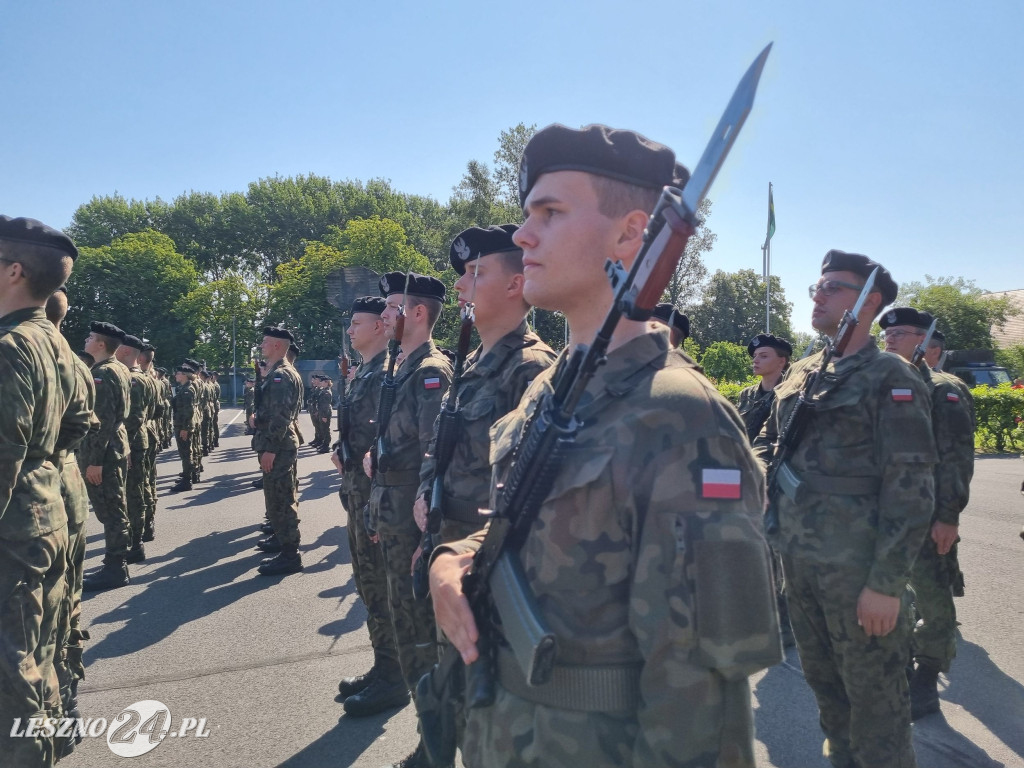 Przysięga wojskowa w Lesznie