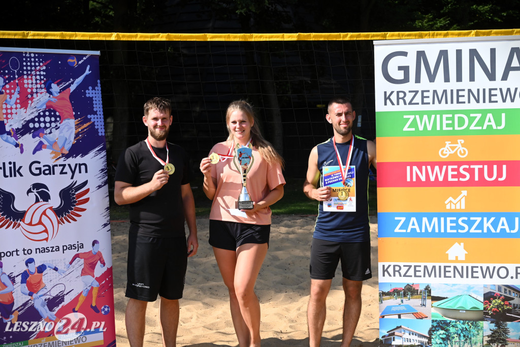 Słoneczny turniej siatkówki w Górznie