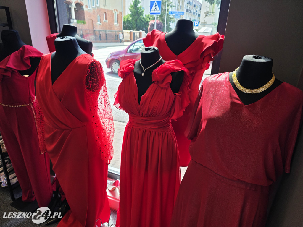 Rok salonu sukienek AM Style w Lesznie