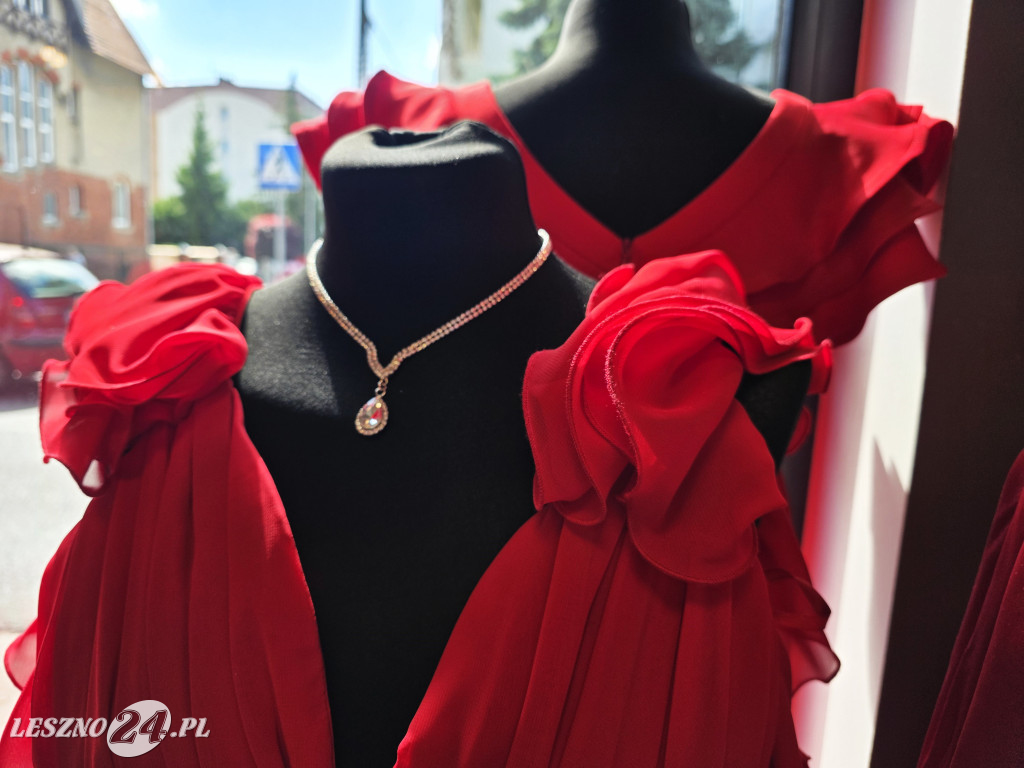 Rok salonu sukienek AM Style w Lesznie