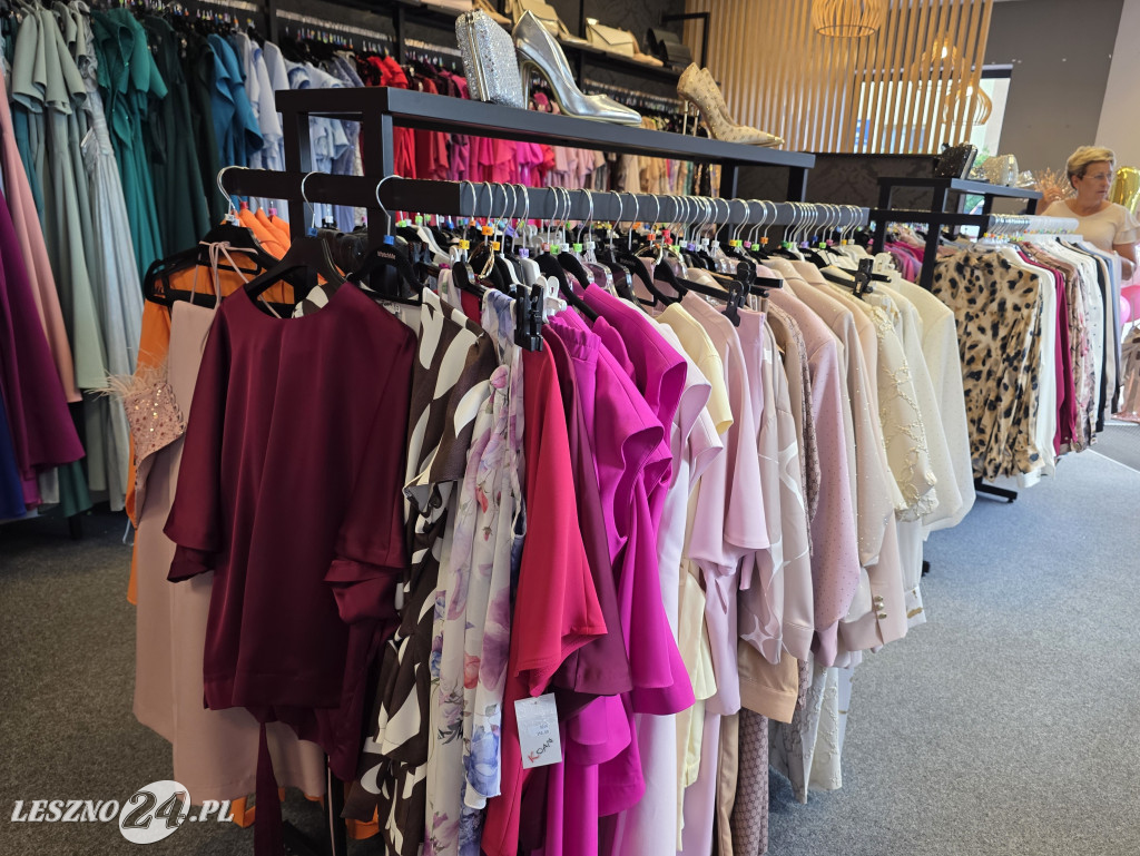 Rok salonu sukienek AM Style w Lesznie