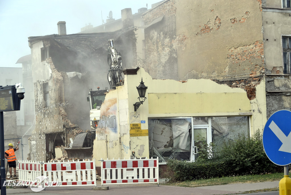 Rozbiórka kamienicy w centrum Leszna