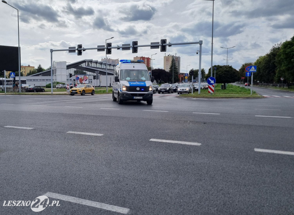 Zderzenie na Al. Konstytucji 3 Maja i Al. Jana Pawła II w Lesznie