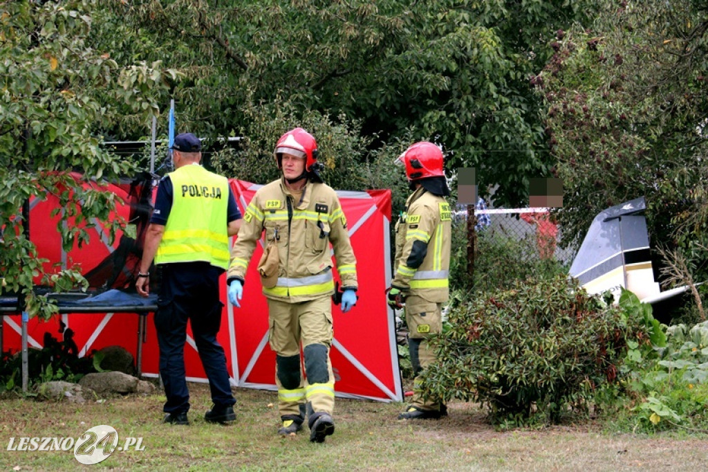 Awionetka spadła na ziemię, dwie osoby nie żyją