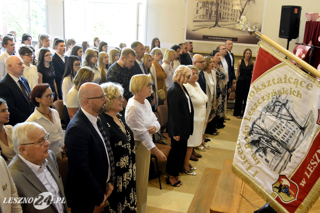 Przywitanie pierwszoklasistów w I LO w Lesznie