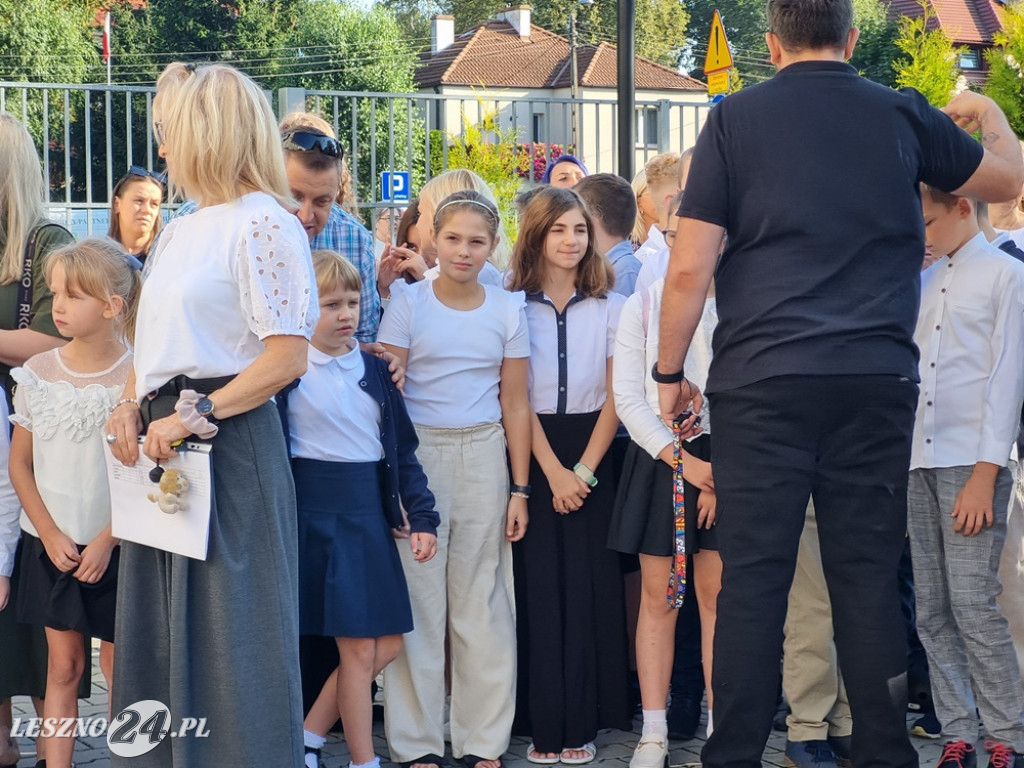 Rozpoczęcie roku szkolnego w SP 3 w Lesznie