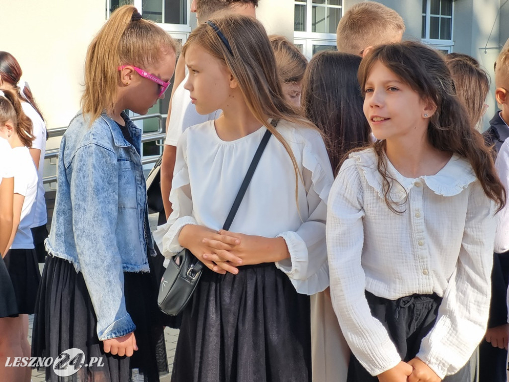 Rozpoczęcie roku szkolnego w SP 3 w Lesznie