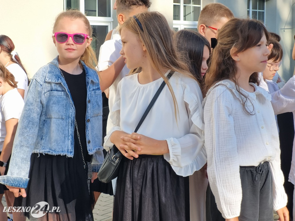 Rozpoczęcie roku szkolnego w SP 3 w Lesznie