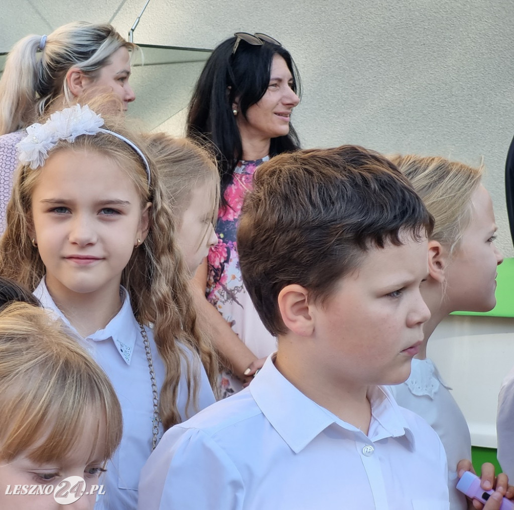 Rozpoczęcie roku szkolnego w SP 3 w Lesznie