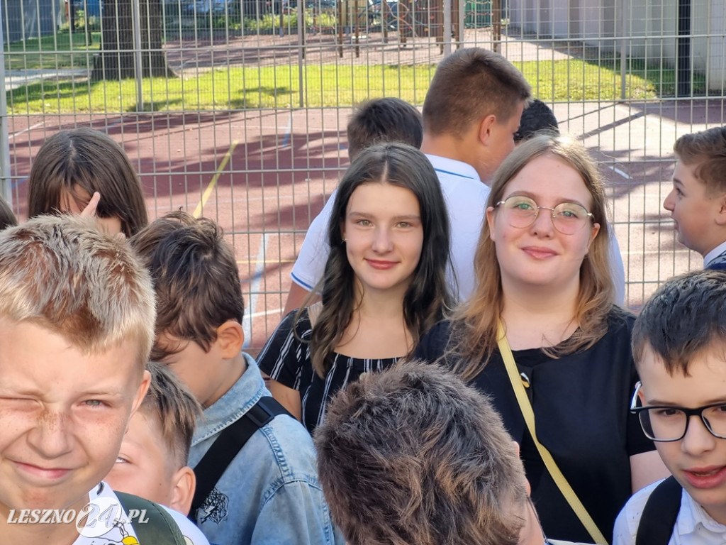 Rozpoczęcie roku szkolnego w SP 3 w Lesznie