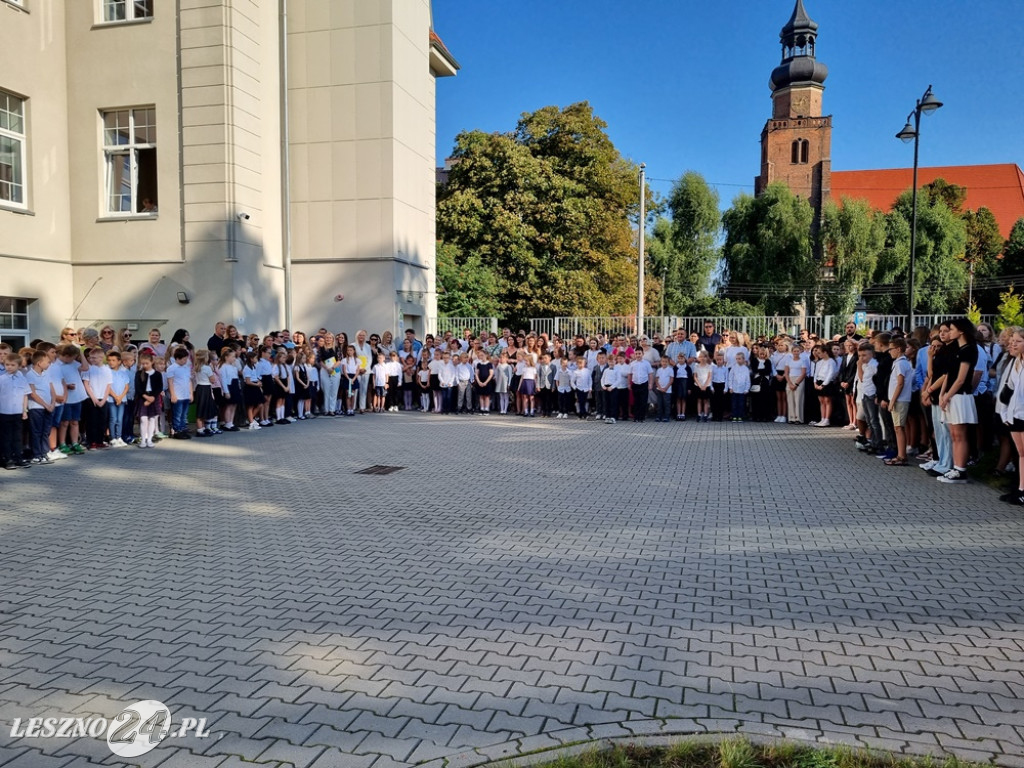 Rozpoczęcie roku szkolnego w SP 3 w Lesznie