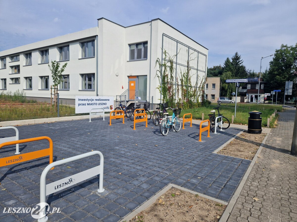 Nowy parking rowerowy w Lesznie