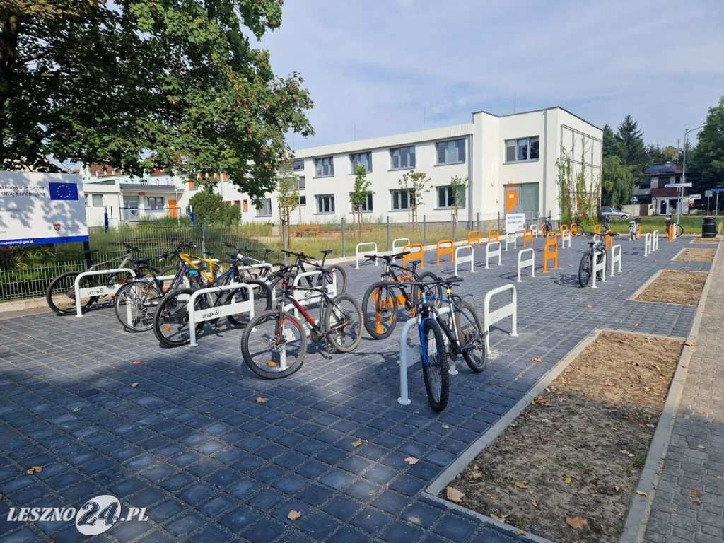 Nowy parking rowerowy w Lesznie