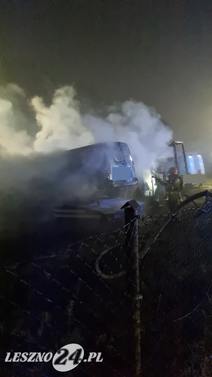 Pożar busów przy ul. Usługowej