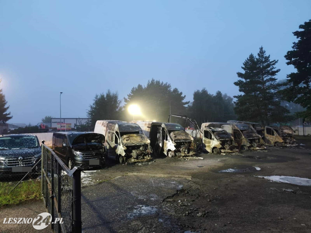 Pożar busów przy ul. Usługowej