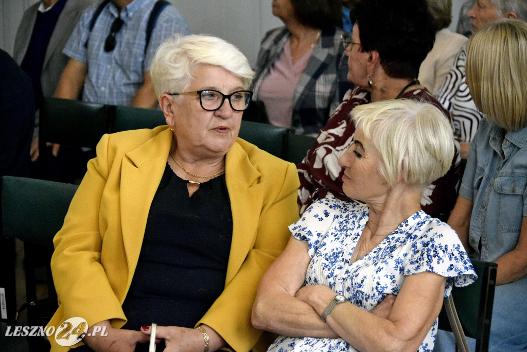Absolwenci Ekonomika wspominają młodość