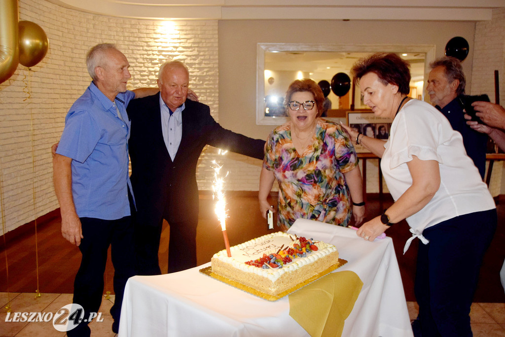 Absolwenci Ekonomika wspominają młodość