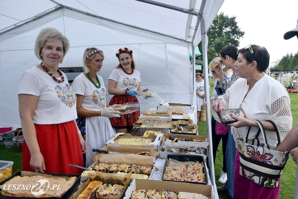 Dożynki dawno, dawno temu na wsi