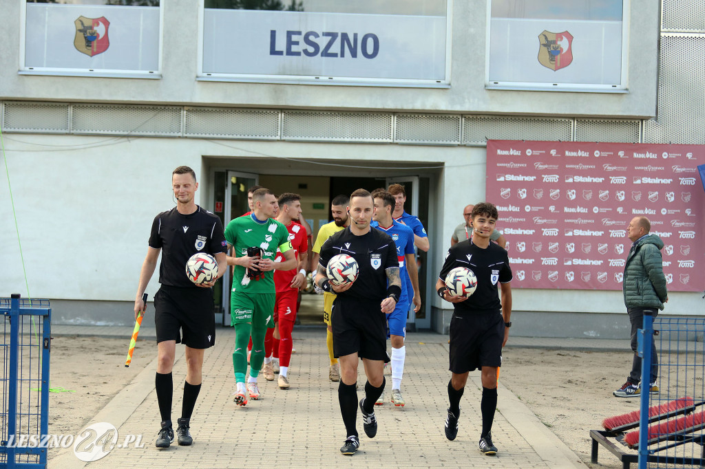 Piłkarskie derby w Lesznie