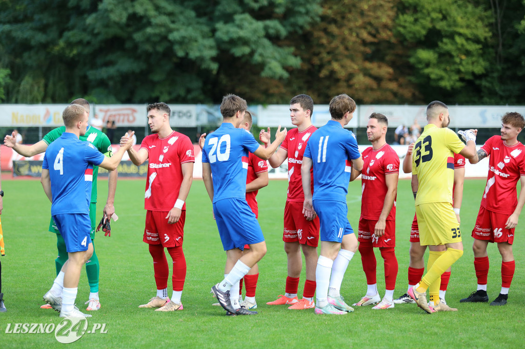 Piłkarskie derby w Lesznie