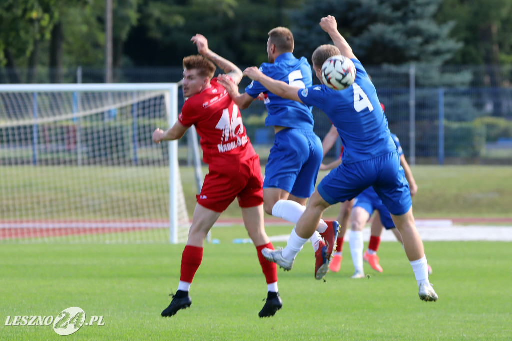 Piłkarskie derby w Lesznie