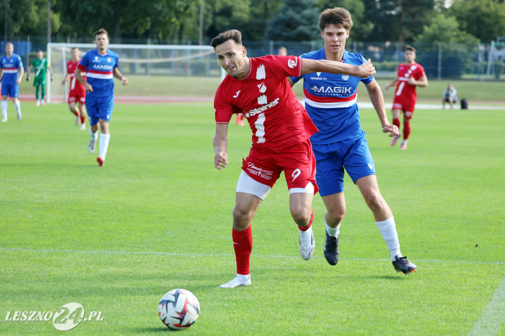 Piłkarskie derby w Lesznie