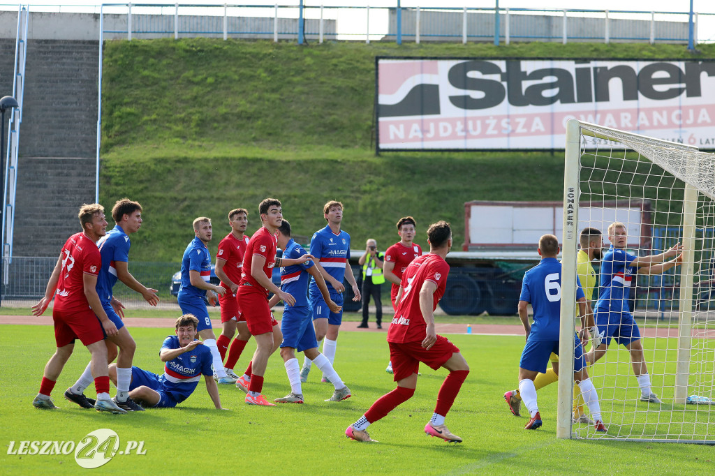 Piłkarskie derby w Lesznie