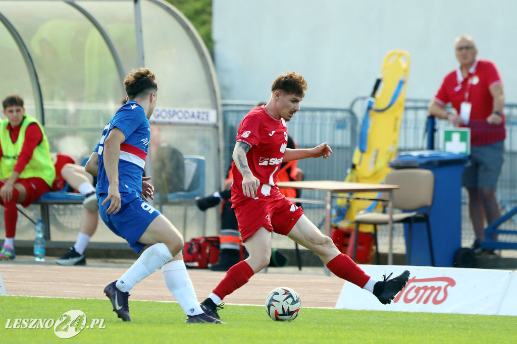 Piłkarskie derby w Lesznie