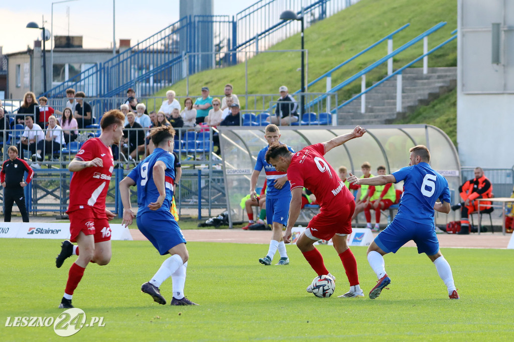 Piłkarskie derby w Lesznie