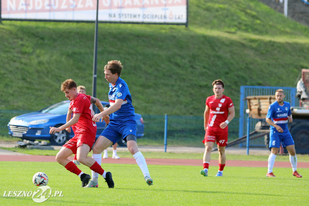 Piłkarskie derby w Lesznie