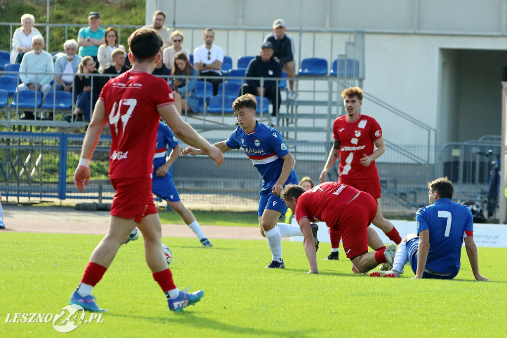 Piłkarskie derby w Lesznie