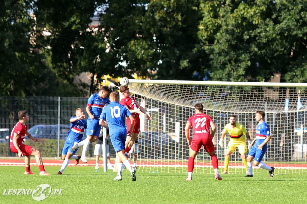 Piłkarskie derby w Lesznie