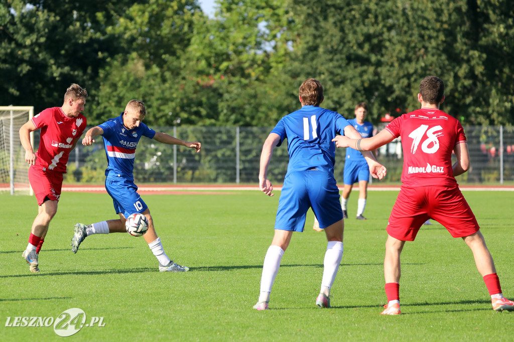 Piłkarskie derby w Lesznie