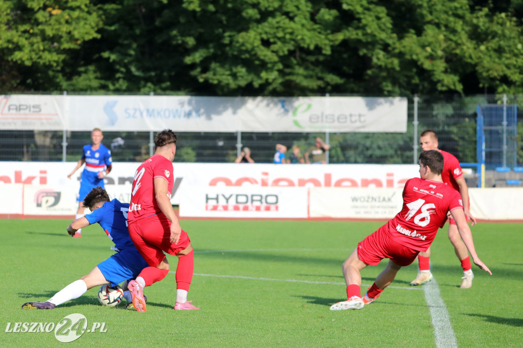 Piłkarskie derby w Lesznie