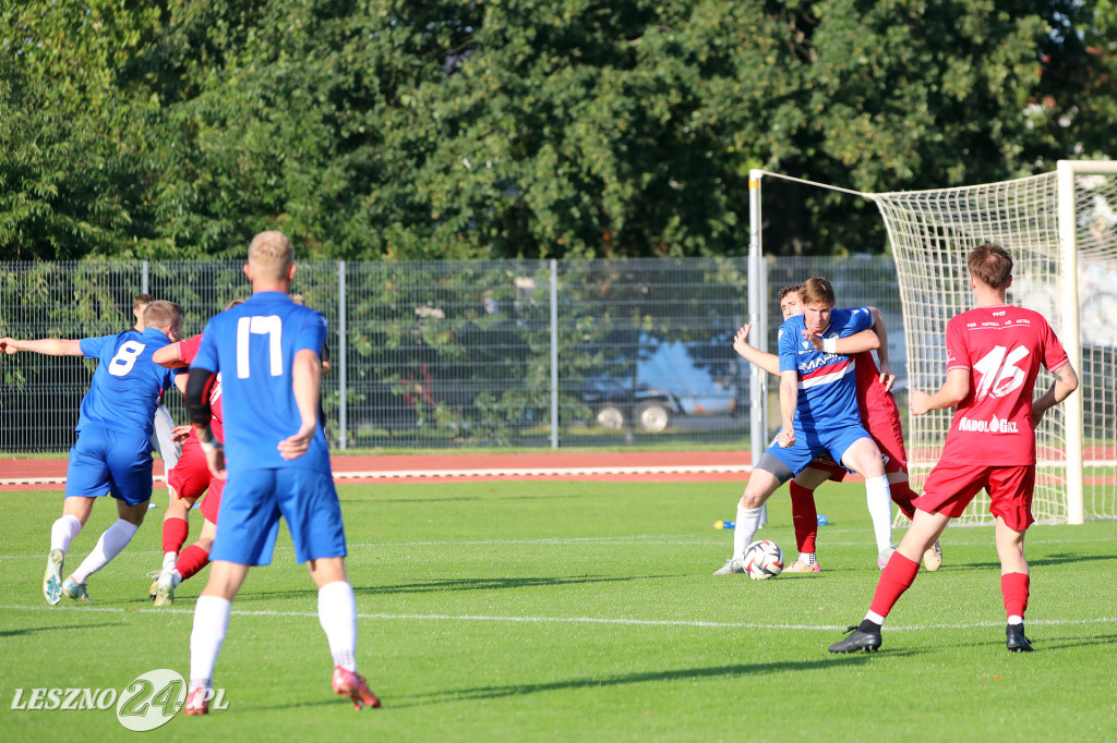 Piłkarskie derby w Lesznie