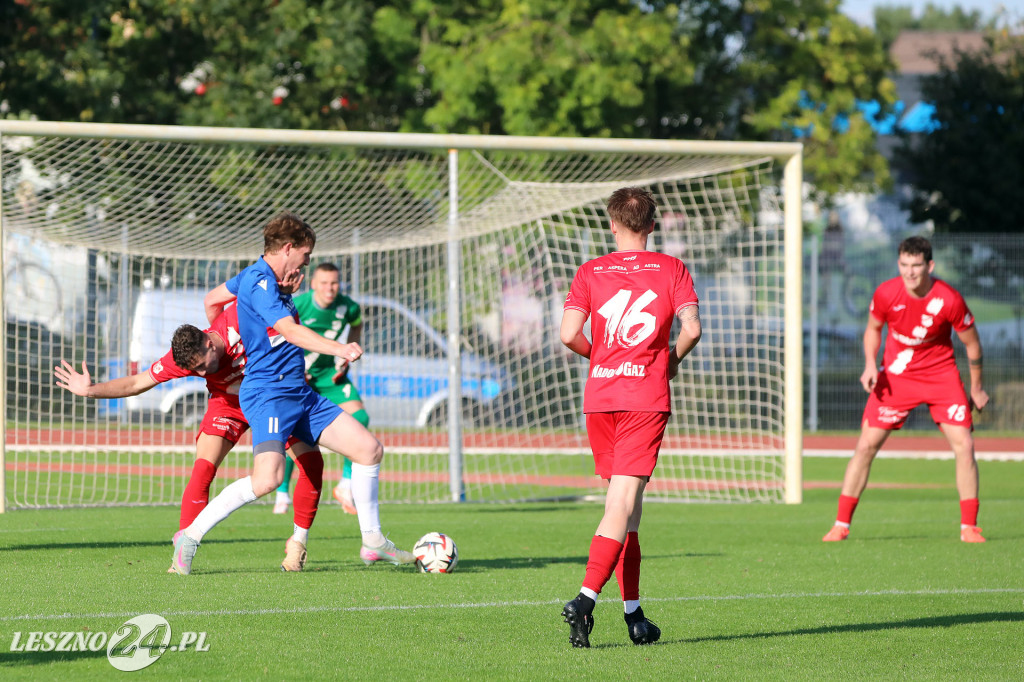Piłkarskie derby w Lesznie