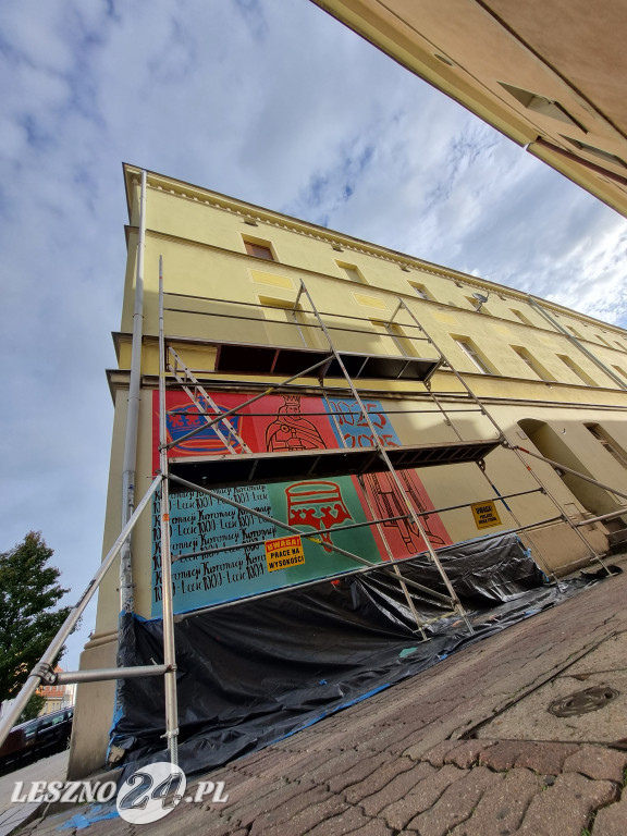 Mural przy ul. Wróblewskiego w Lesznie