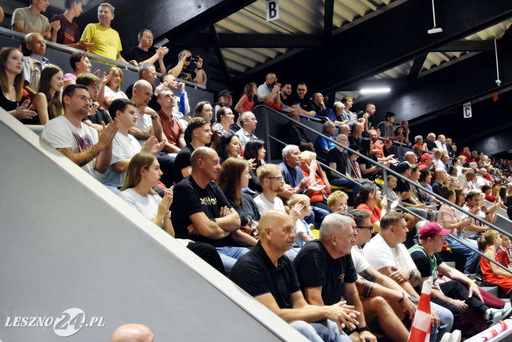 Inauguracja koszykarskiego sezonu w Trapezie