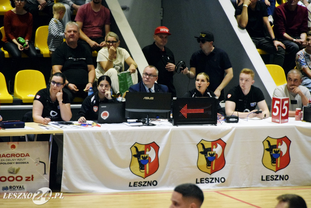 Inauguracja koszykarskiego sezonu w Trapezie
