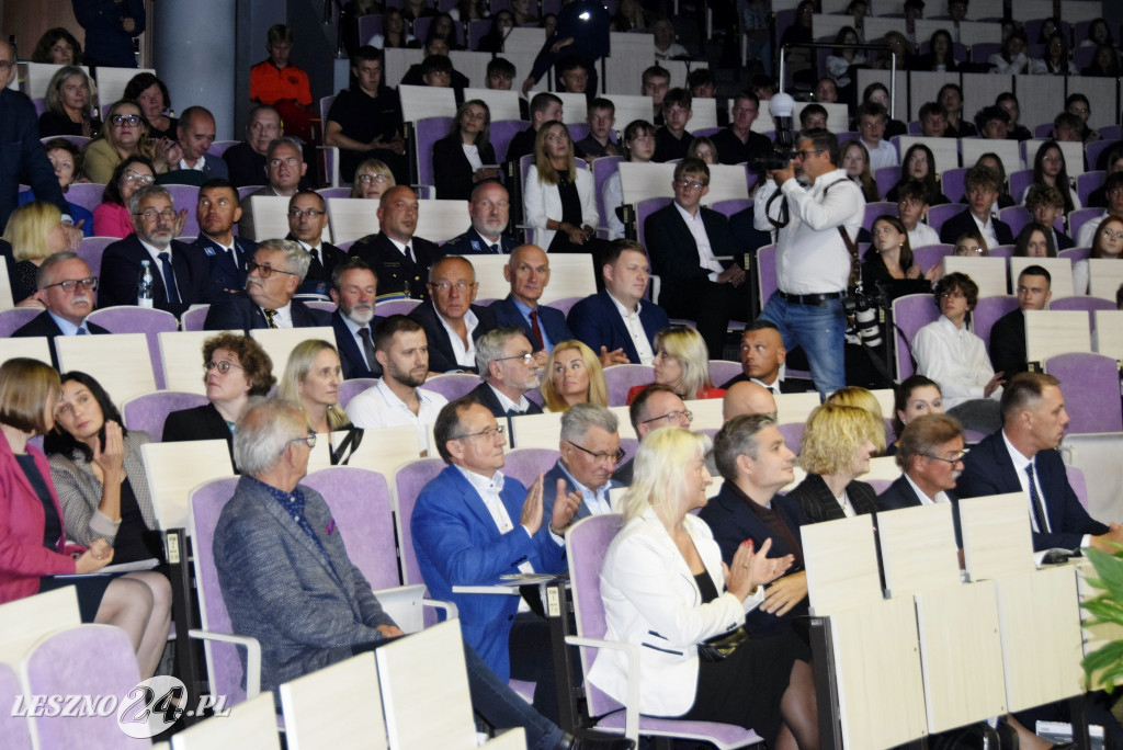 30 lat III LO w Lesznie