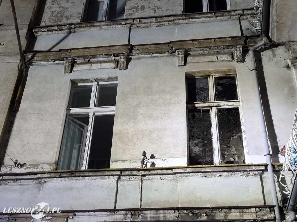 Pożar w kamienicy przy ul. Słowiańskiej w Lesznie
